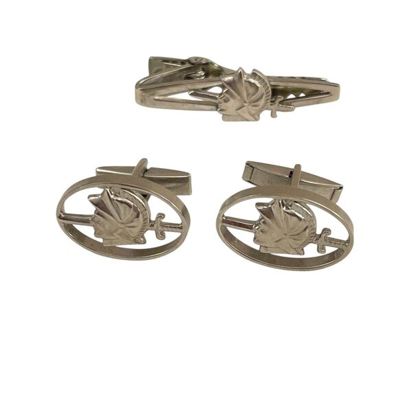 Vintage Triangle Silver Tone Cufflinks & Tie Clip Set Knight Design Mens Accesso - Picture 2 of 8